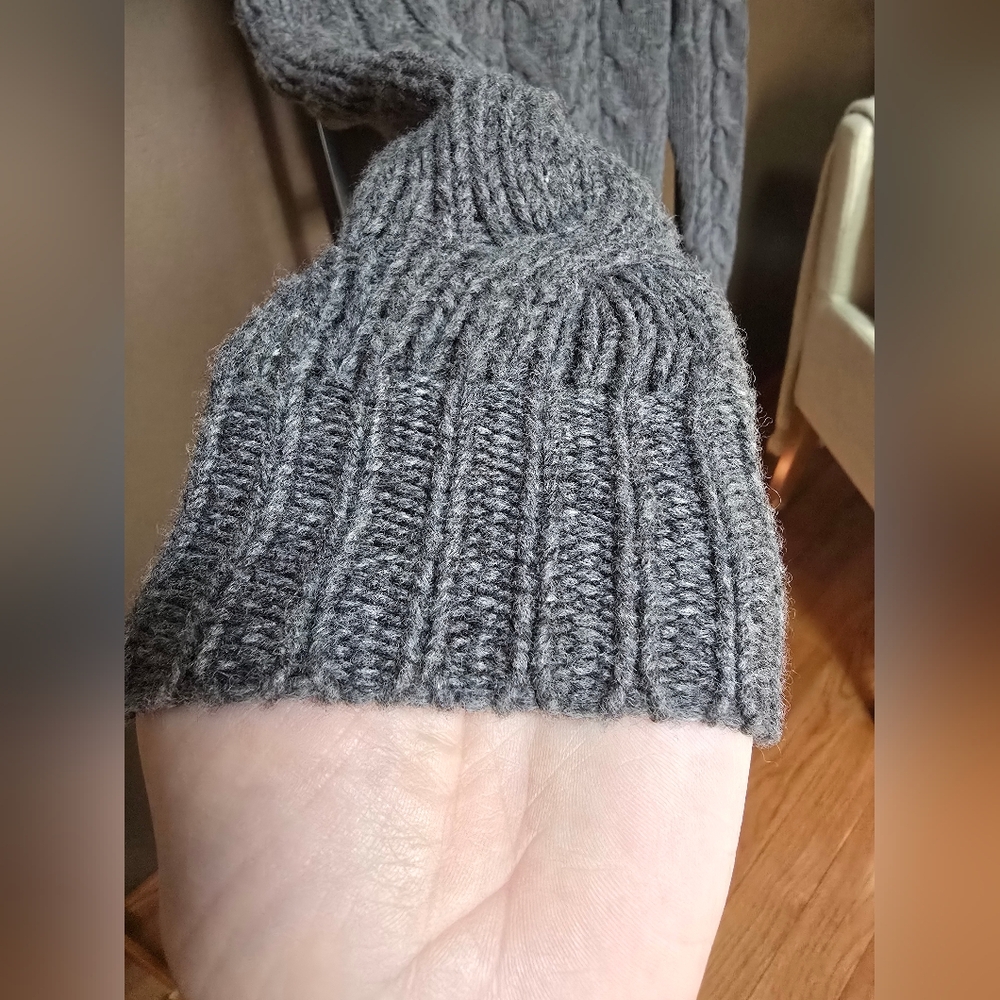FRAME Gray Cable Knit Sweater - Picture 8 of 8